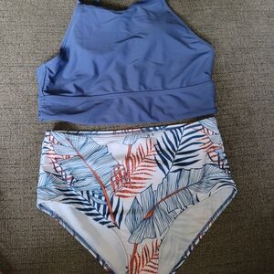 SHEIN Blue and White Leaf Print Bikini Set